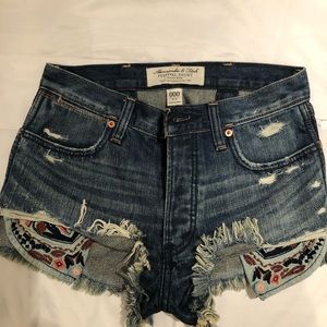 A&F High Waisted Denim Shorts w/ Details